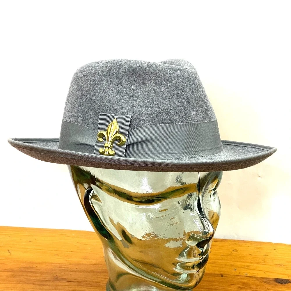Street Smart Betmar Womens Hat Gray USA-Made Felt with Gold Emblem and Band‎